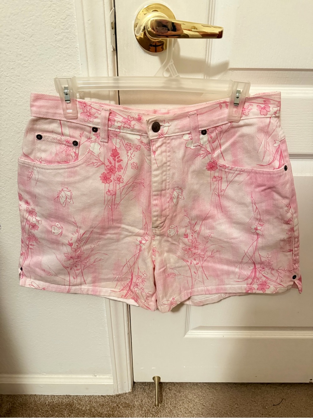 bill blass Pink Floral Print Denim Shorts